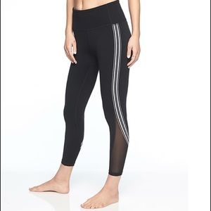 Athleta side stripe salutations in 7-8 length